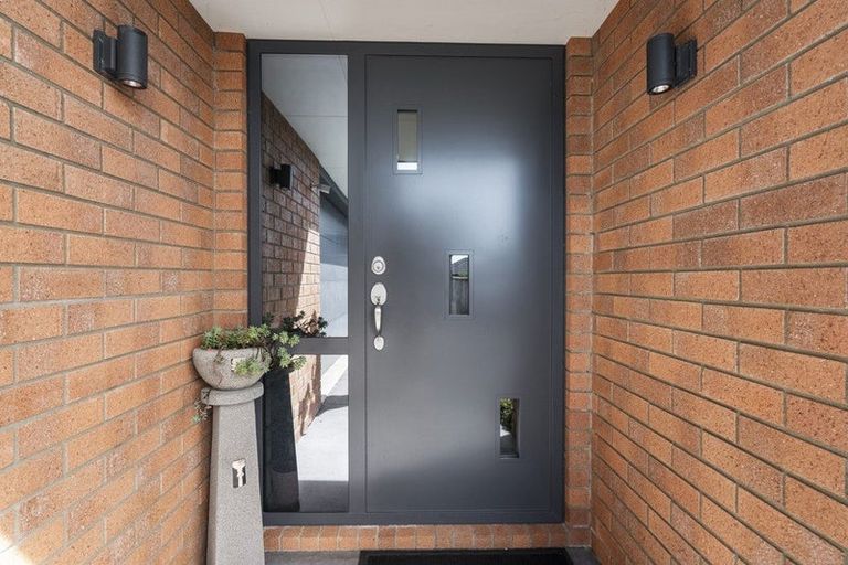 Photo of property in 9 Huetu Place, Bell Block, New Plymouth, 4312