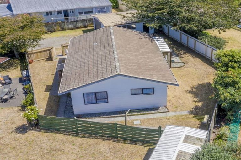 Photo of property in 9a Rodney Grove, Paraparaumu, 5032