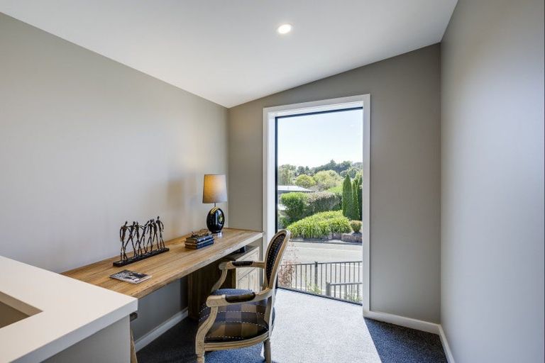 Photo of property in 26a Lucknow Road, Havelock North, 4130