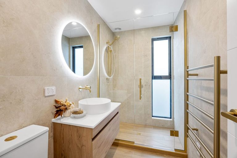 Photo of property in 1/100 Innes Road, St Albans, Christchurch, 8052