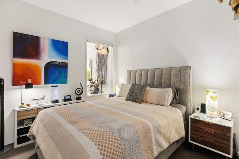 Photo of property in Las Olas De Cuba, 1/35 Torrens Terrace, Mount Cook, Wellington, 6011