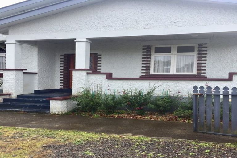Photo of property in 17a Princes Street, Hawera, 4610