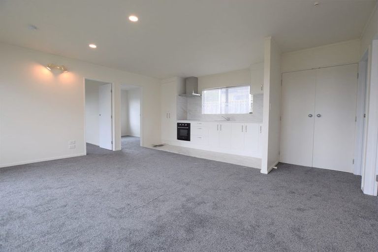 Photo of property in 36 Forest Hill Road, Henderson, Auckland, 0612