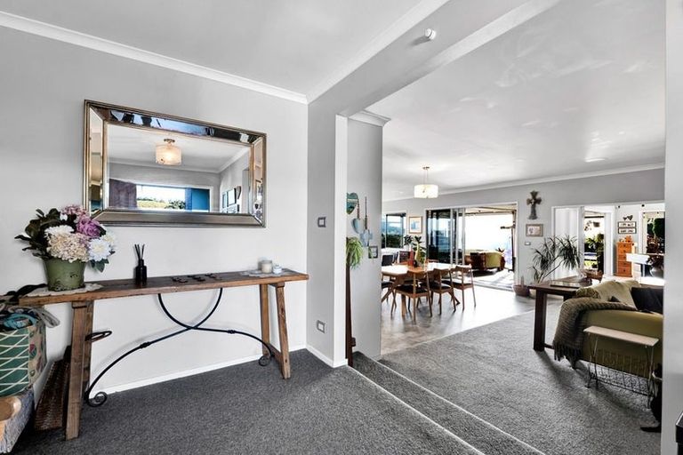 Photo of property in 51 Wilson Road, Urenui, 4375