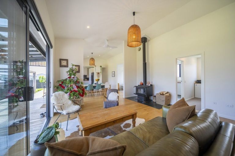 Photo of property in 52 Takitimu Avenue, Te Anau, 9600