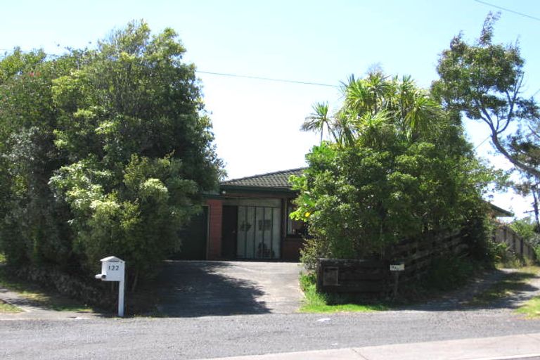 Photo of property in 124 Eskdale Road, Birkdale, Auckland, 0626