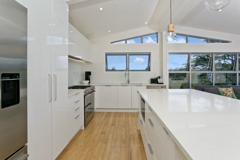 Photo of property in 63 Sycamore Drive, Sunnynook, Auckland, 0620