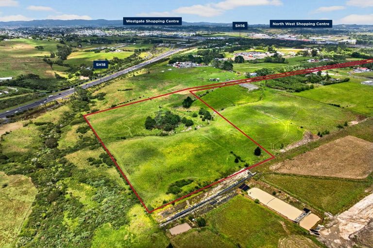 Photo of property in 61 Trig Road, Whenuapai, Auckland, 0618