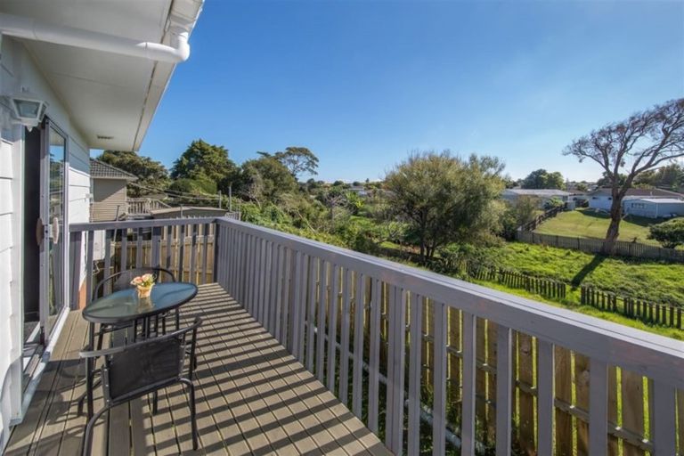 Photo of property in 8 Daphne Road, Papatoetoe, Auckland, 2025