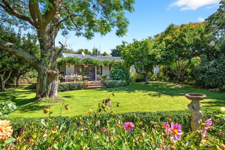 Photo of property in 148 West Street, Greytown, 5712