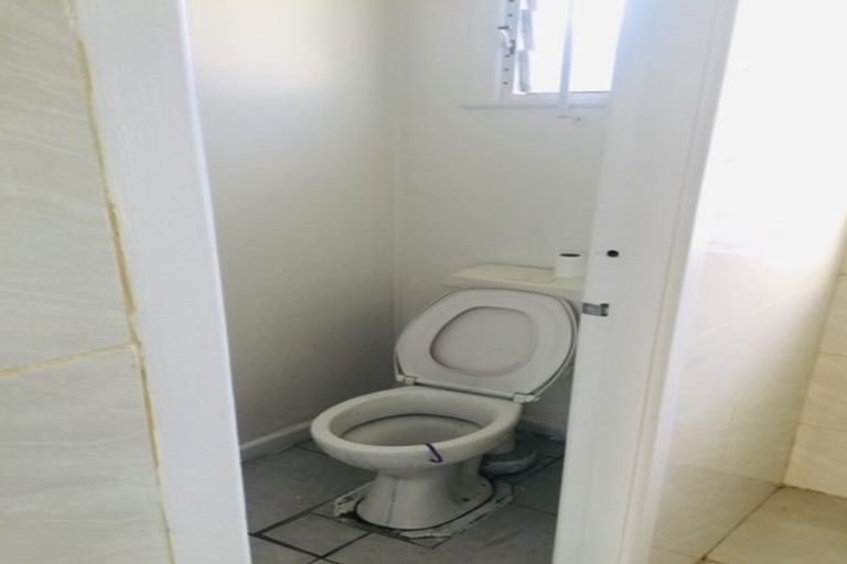 Photo of property in 1/11 Station Road, Takanini, 2112