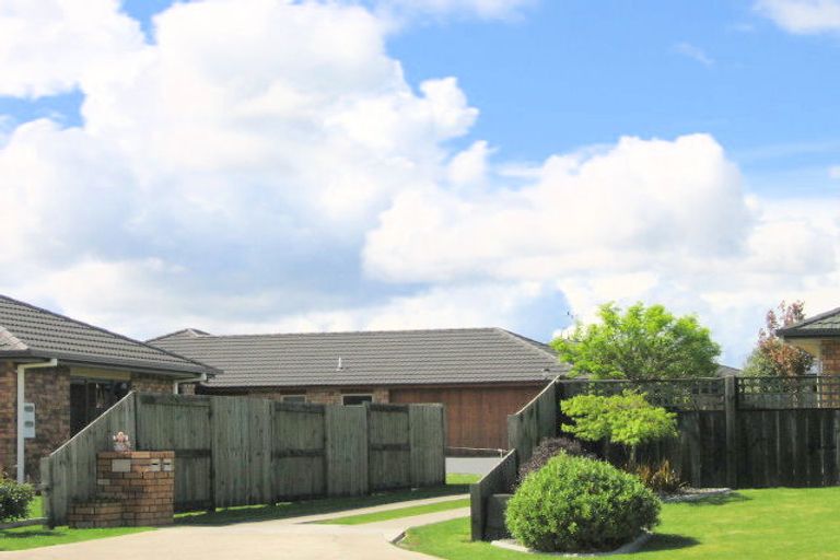 Photo of property in 11 Hulme Place, Owhata, Rotorua, 3010