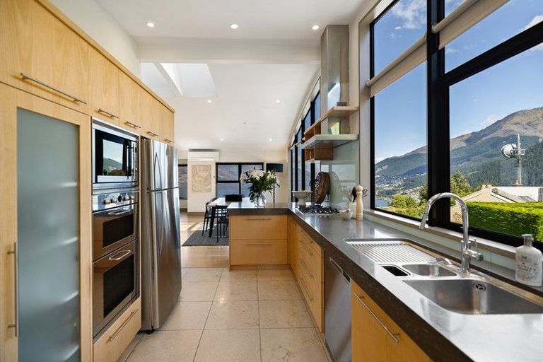 Photo of property in 2a London Lane, Queenstown, 9300