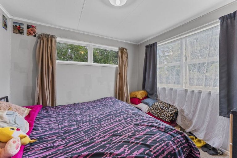 Photo of property in 13 Te Rangitautahanga Road, Turangi, 3334