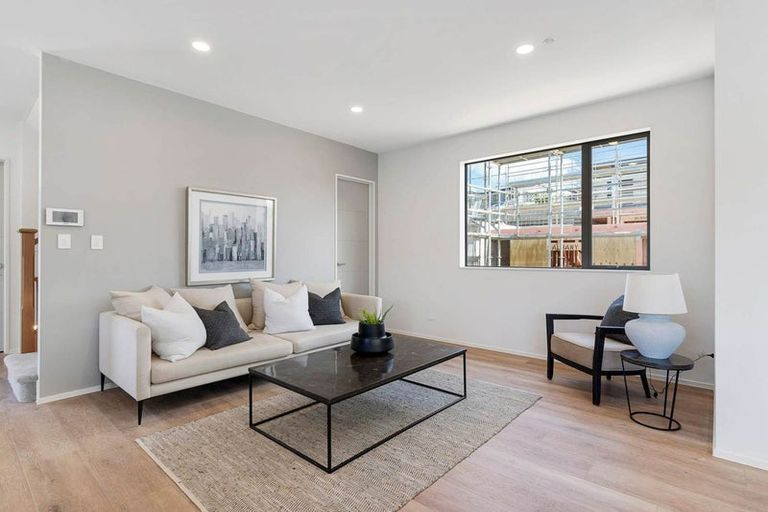 Photo of property in 87 Pacific Heights Road, Orewa, 0931