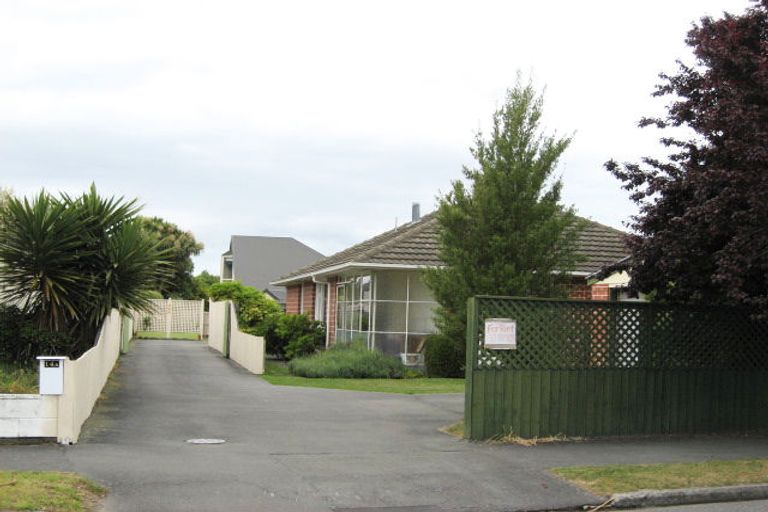 Photo of property in 14 Shaftesbury Street, Avonhead, Christchurch, 8042