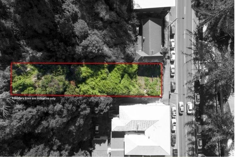 Photo of property in 25 Marine Parade, Bluff Hill, Napier, 4110