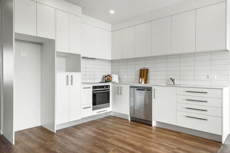 Photo of property in 207/38d Fraser Avenue, Northcote, Auckland, 0627