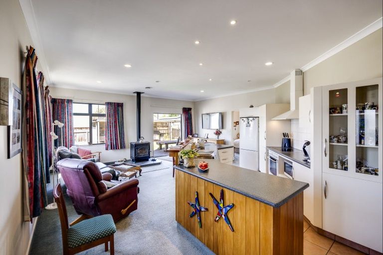 Photo of property in 106 Stortford Street, Saint Leonards, Hastings, 4120