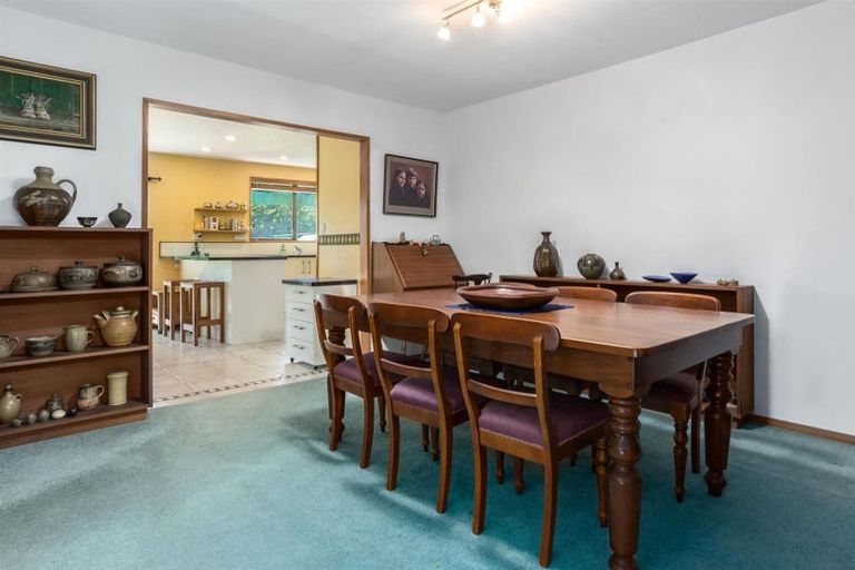 Photo of property in 12 Observatory Close, Whitby, Porirua, 5024