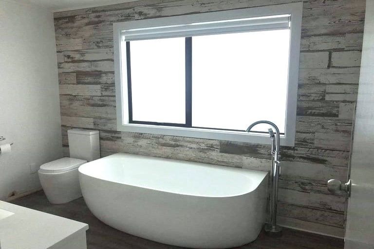 Photo of property in 5 Holiday Road, Stanmore Bay, Whangaparaoa, 0932