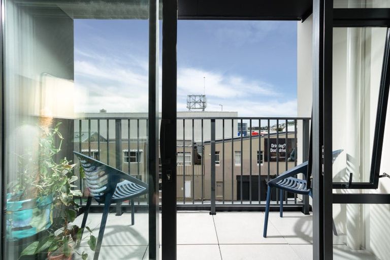 Photo of property in 305/21u King Street, Mount Cook, Wellington, 6021