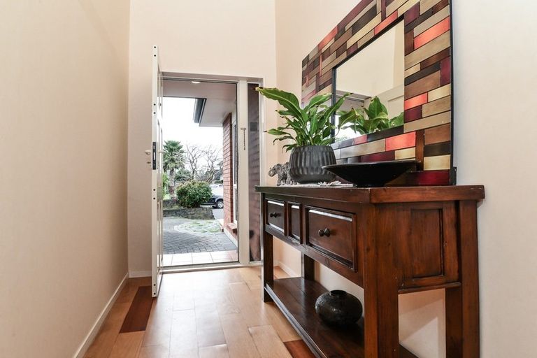 Photo of property in 30 Keswick Crescent, Huntington, Hamilton, 3210