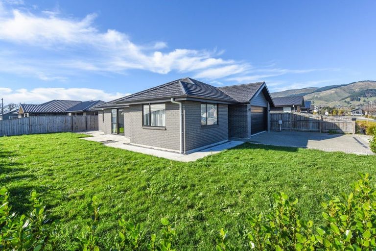 Photo of property in 10 Esher Lane, Richmond, 7020