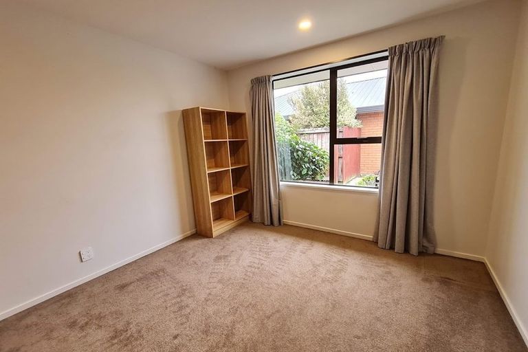 Photo of property in 6 Topaz Place, Bishopdale, Christchurch, 8053