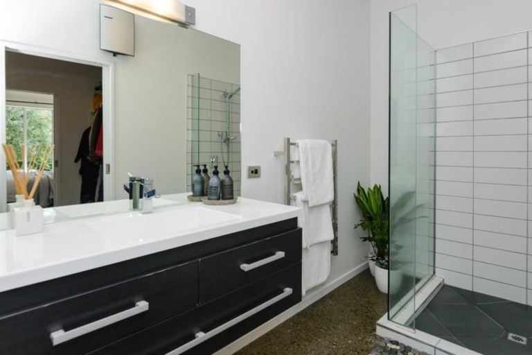 Photo of property in 5 Nottinghill Drive, Springlands, Blenheim, 7201