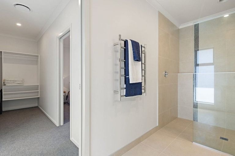 Photo of property in 44 Norfolk Drive, Cambridge, 3434