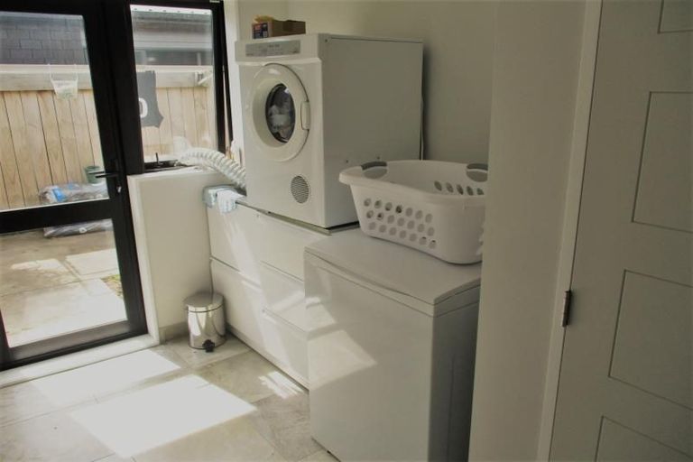 Photo of property in 89 Kotuku Drive, Paraparaumu Beach, Paraparaumu, 5032