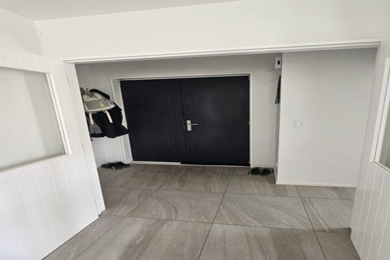 Photo of property in 15 Cressy Place, Darfield, 7510