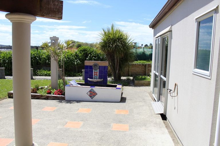Photo of property in 22 Killeen Place, Flat Bush, Auckland, 2019