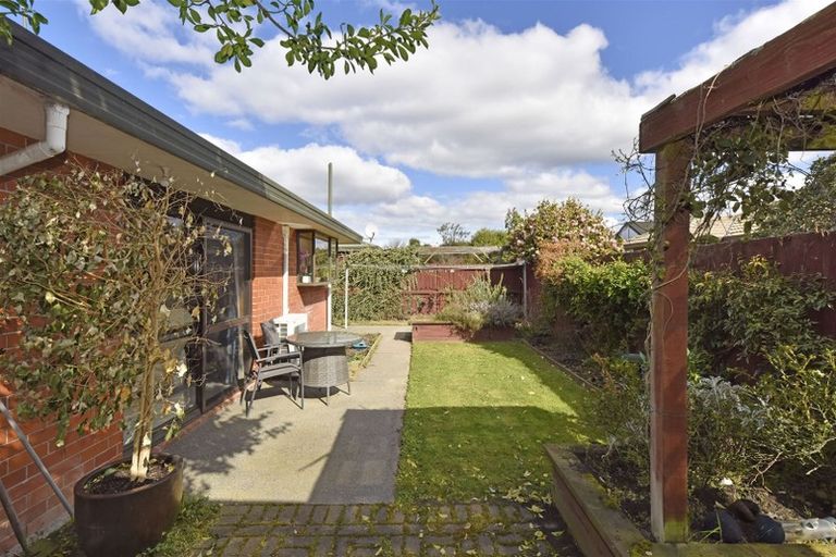 Photo of property in 21 Ben Nevis Drive, Broomfield, Christchurch, 8042