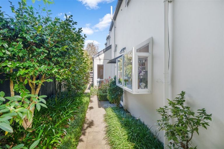 Photo of property in 239 Maidstone Road, Avonhead, Christchurch, 8042