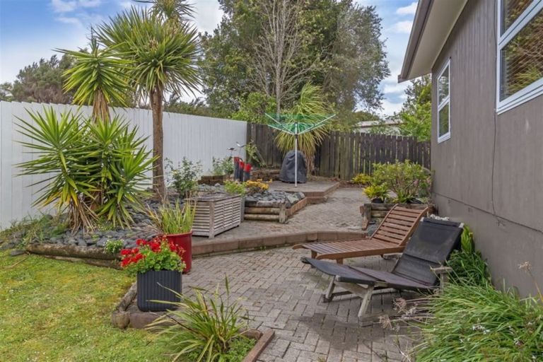 Photo of property in 31 Oteha Valley Road, Northcross, Auckland, 0632