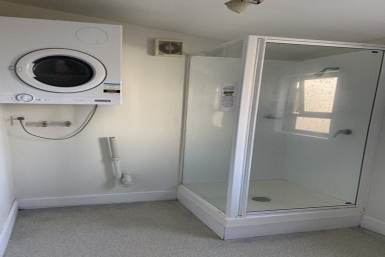 Photo of property in 13 Stanley Street, Berhampore, Wellington, 6023