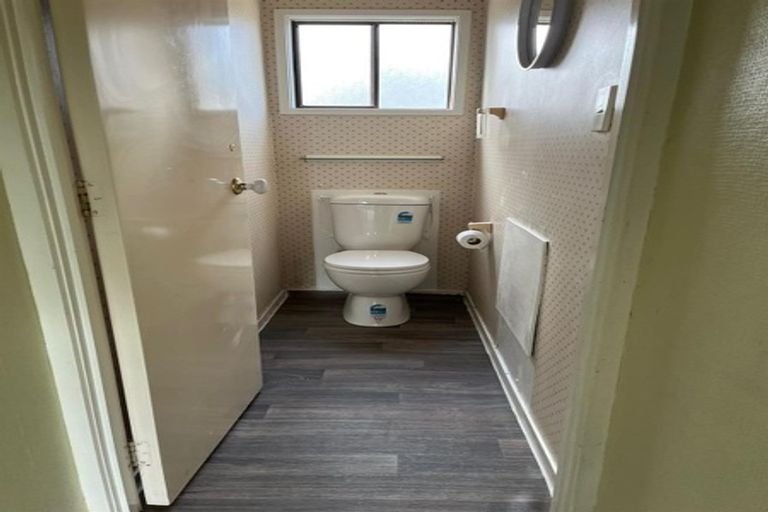 Photo of property in 13 Sispara Place, Beach Haven, Auckland, 0626