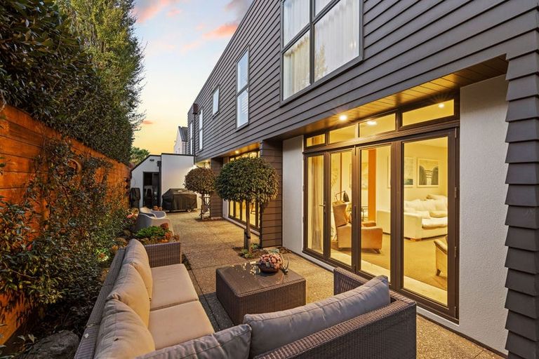 Photo of property in 7b Rugby Street, Merivale, Christchurch, 8014