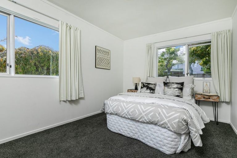 Photo of property in 101 Old Railway Road, Kumeu, 0892