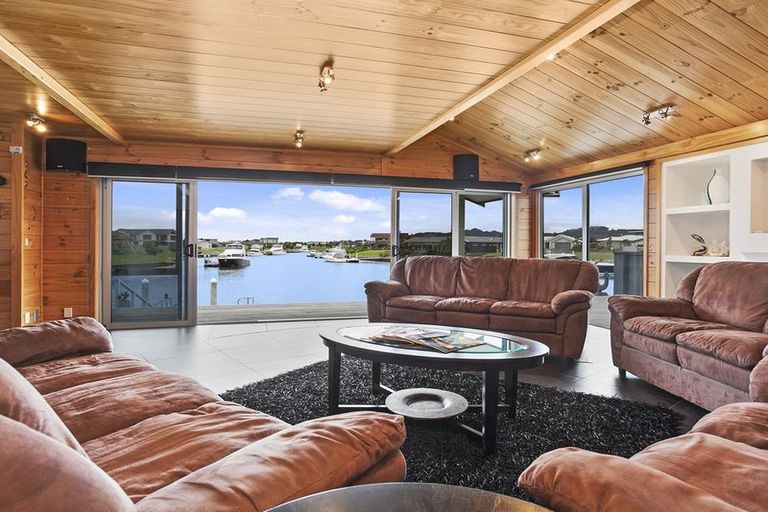 Photo of property in 7 Leeward Drive, Whitianga, 3510
