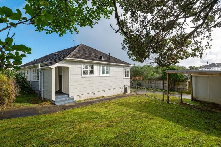 Photo of property in 6 Moa Street, Belmont, Auckland, 0622