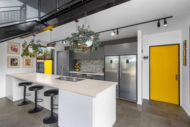 Photo of property in 5a Cherry Place, Casebrook, Christchurch, 8051