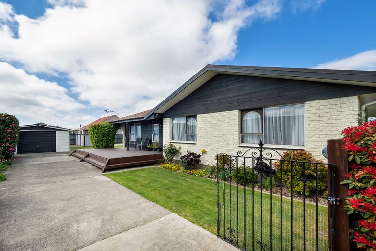 Photo of property in 34 Trevor Street, Hornby, Christchurch, 8042