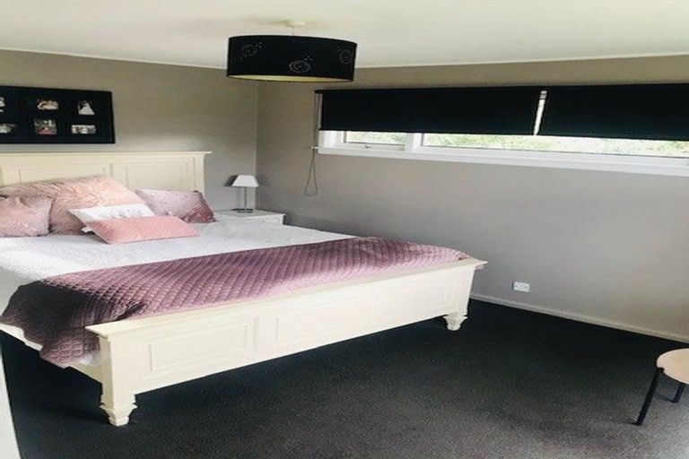Photo of property in 268 Main North Road, Redwood, Christchurch, 8051