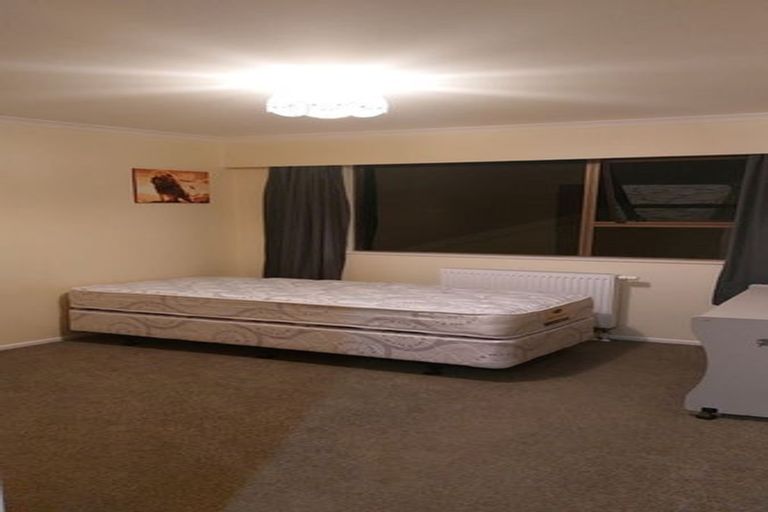 Photo of property in 54 Oroua Street, Eastbourne, Lower Hutt, 5013