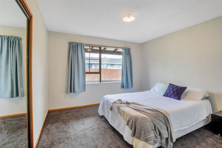 Photo of property in 26a Seymour Street, Hornby, Christchurch, 8042