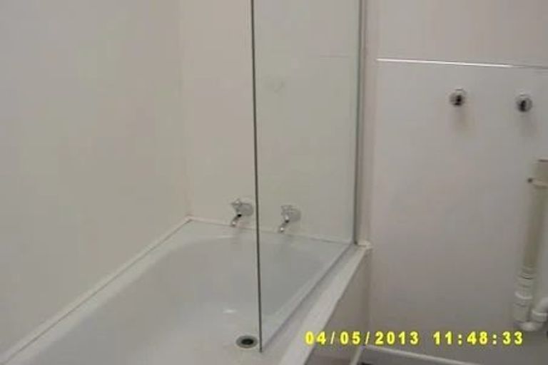 Photo of property in 2/20 Deller Grove, Silverstream, Upper Hutt, 5019