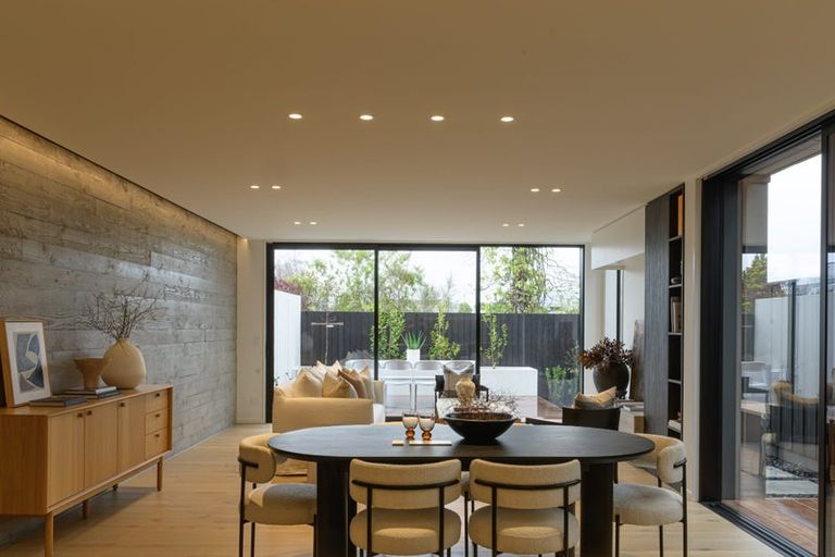 Photo of property in 30a Gracefield Avenue, Christchurch Central, Christchurch, 8013